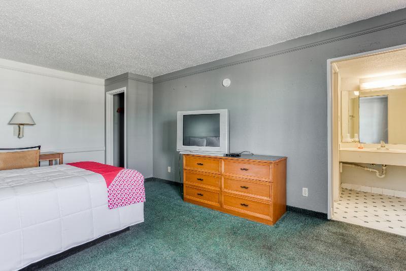 Hemp Inn Oklahoma City South Bagian luar foto
